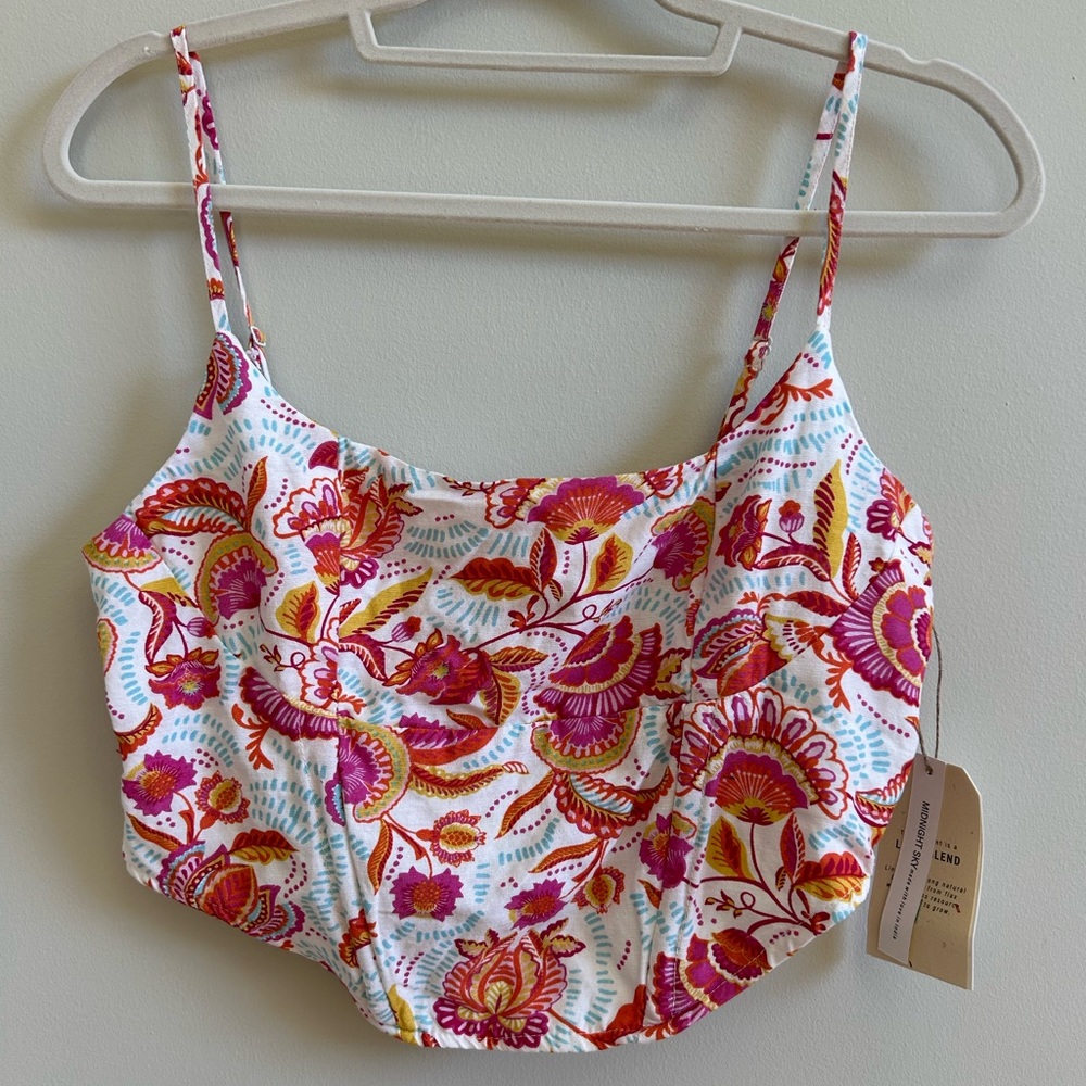 Midnight Sky Women’s White Pink Floral Multicolor Cropped Sleeveless Top L NWT